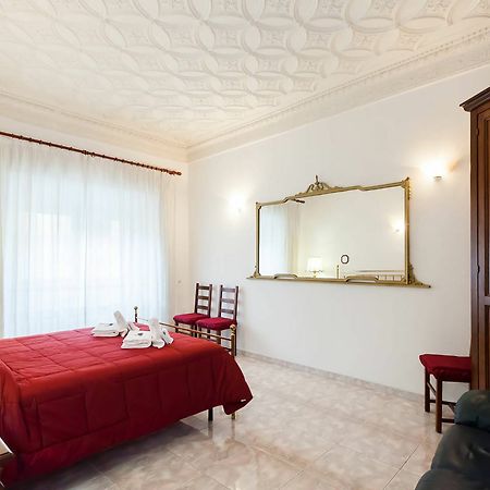 Caterina One O One - Embassy Apartment Rome Extérieur photo